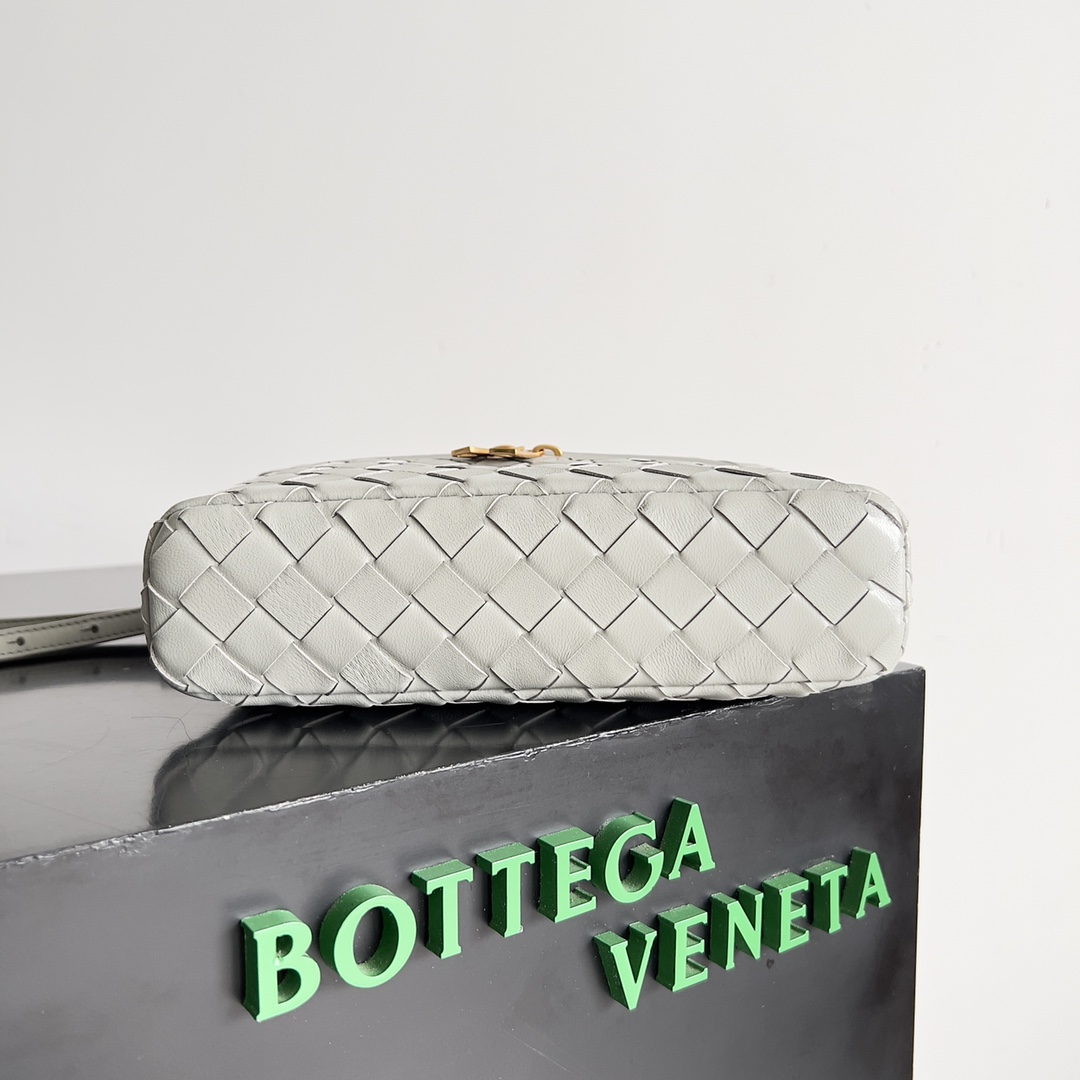 Bottega Veneta Cosmetic Bags